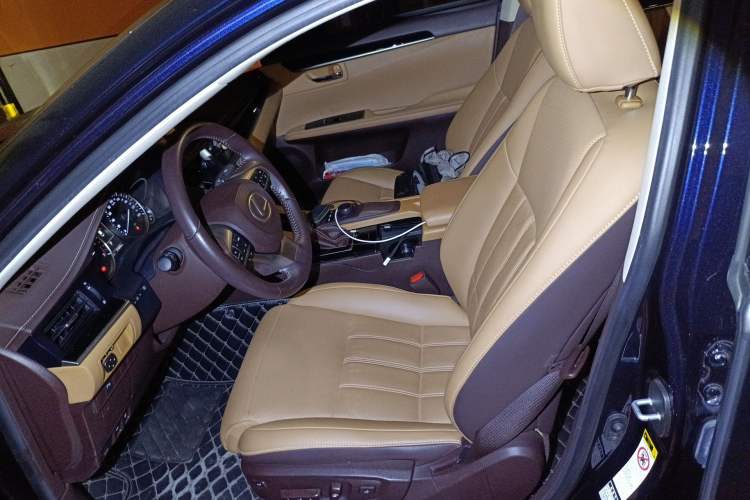 Used Lexus ES 2015 200 Elite Edition
