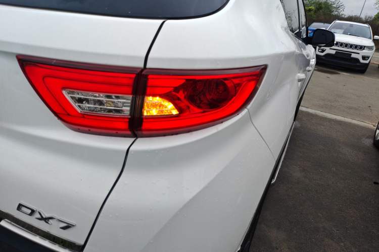 Used Soueast DX7 2017 1.5T Automatic Luxury Model
