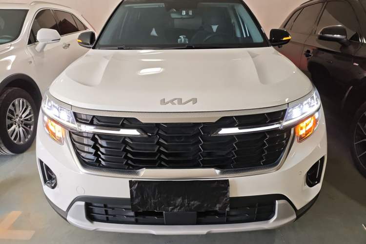 Used Kia Seltos 2023 1.5L CVT Luxury Edition