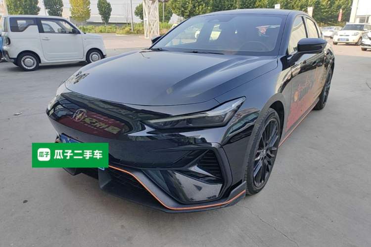 Used CHANGAN UNI-V 2025 Model Third-Generation 2.0T Dynamic Edition