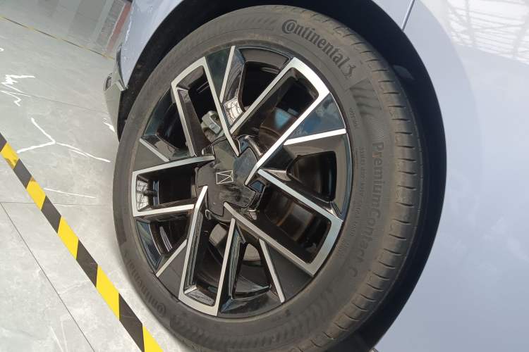 Used Avatr 06 2025 Pro Range-Extended Edition
