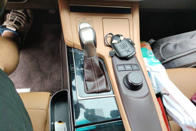 Used Lexus ES 2016 200 Midnight Special Limited Edition