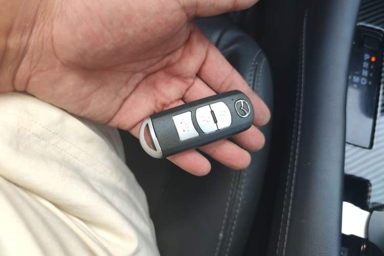 Used Mazda Atenza 2020 2.0L Blue Sky Luxury Edition
