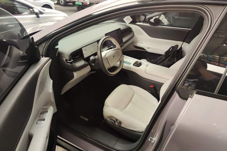 Used XPeng G6 2025 625 Long-Range Max Flagship Edition