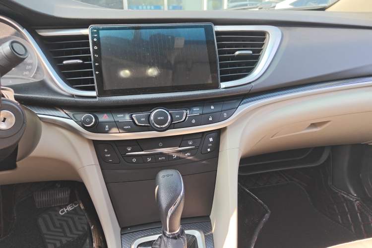 Used Buick GT 2019 15T Dual-Clutch Connected Elite Model China VI