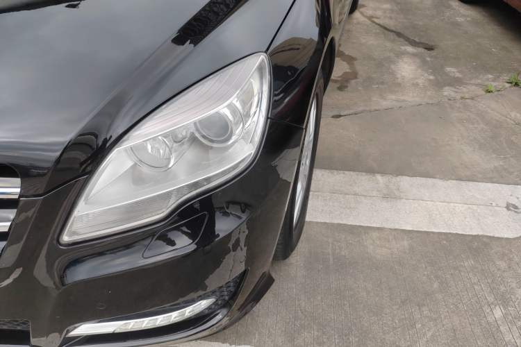 Used Mercedes-Benz R-Class 2017 R 320 4MATIC Business Edition Prestige Model Left Front Headlight