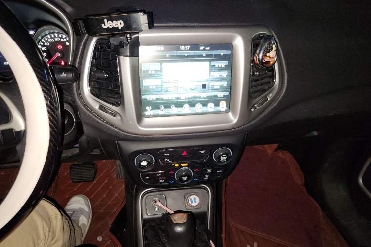 Used Jeep Compass 2017 200T Automatic Family Edition