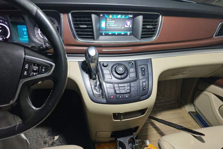 Used Buick GL8 2017 25S Luxury Version China V Standard