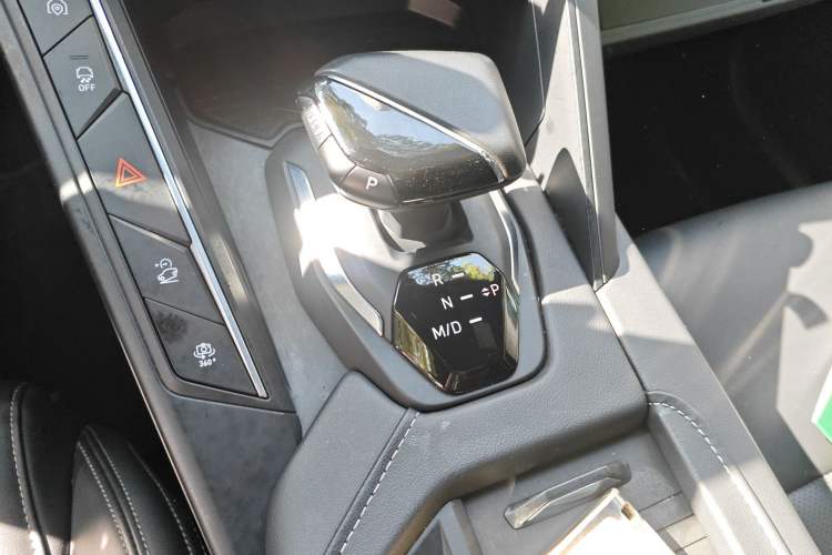 Used Lynk & Co 06 2023 Remix 1.5T JinPro
