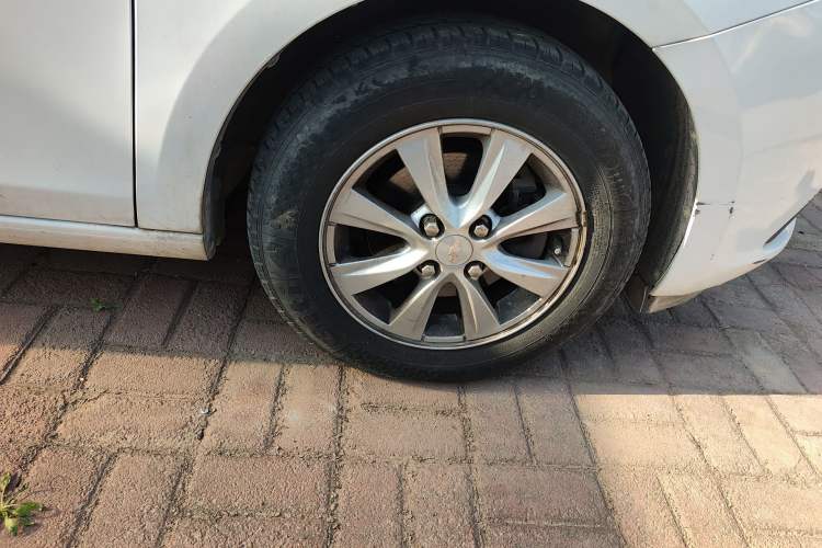 Used Chevrolet Sail 2018 Sail 3 1.5L Manual with Ideal Sunroof Edition Right Front Wheel Hub