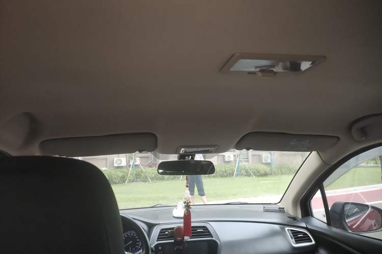 Used Suzuki S-Cross 2014 1.6L CVT Two-Wheel Drive Entry Model Headliner