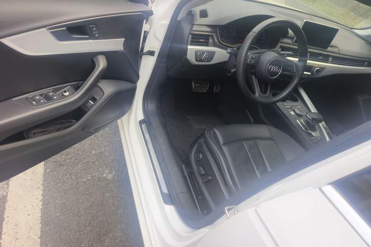 Used Audi A4L 2017 Plus 40 TFSI Fashion Model