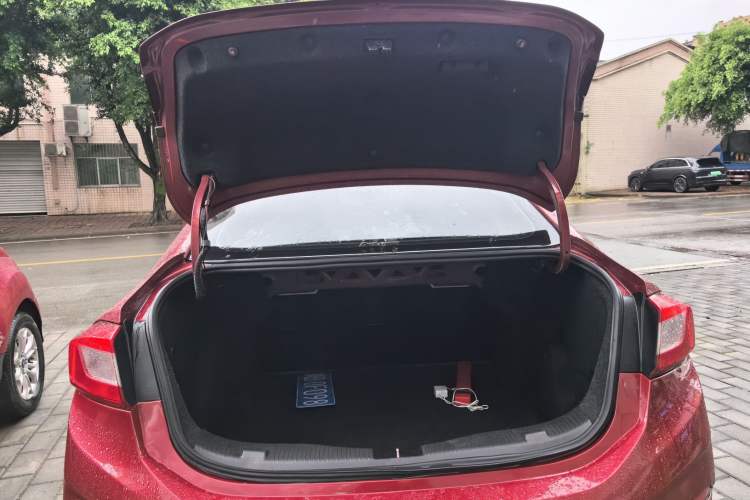 Used Chevrolet Cruze 2017 1.5L Automatic Pioneer Sunroof Edition