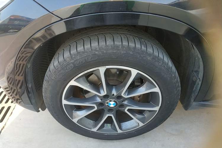 Used BMW X5 2017 xDrive35i Standard Model U.S. Specification
