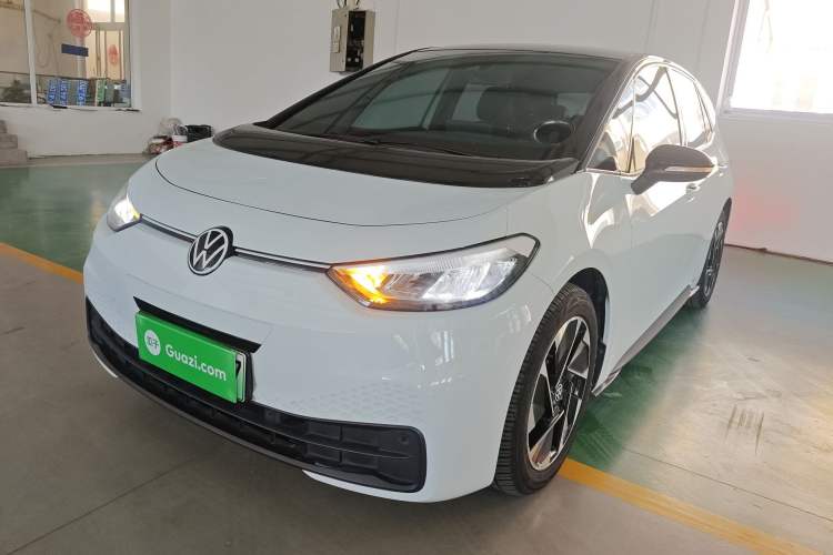 Used Volkswagen ID.3 2023 Pure Smart Edition