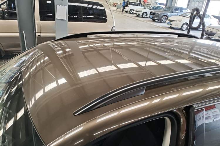 Used Volkswagen Tiguan L 2016 280TSI Automatic Two-Wheel-Drive Silk Road Style Edition