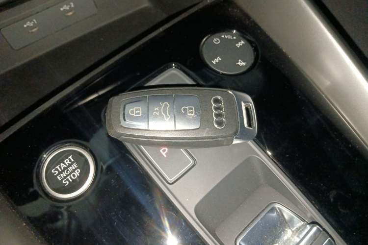 Used Audi A3 2023 Sportback 35 TFSI Fashionable Sports Model
