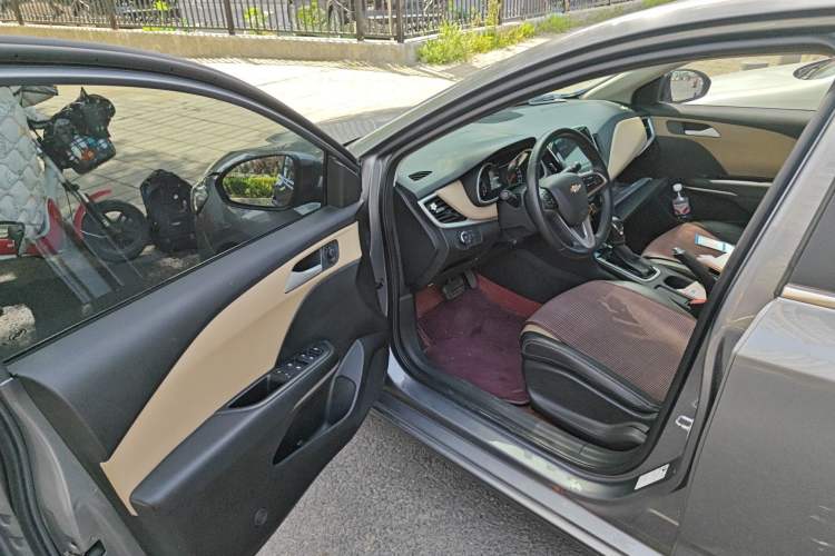 Used Chevrolet Monza 2020 320 Automatic Enjoyment Edition