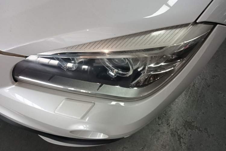 Used BMW X1 2015 sDrive18i Leading Edition

