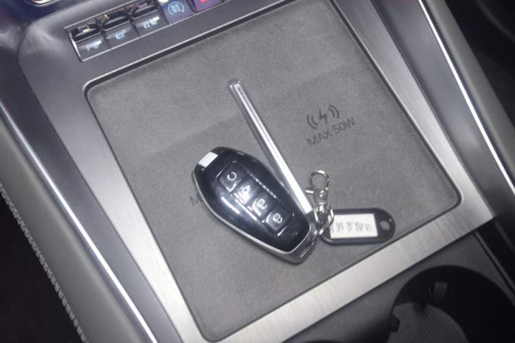 Used Denza N9 2025 Prestige Version
