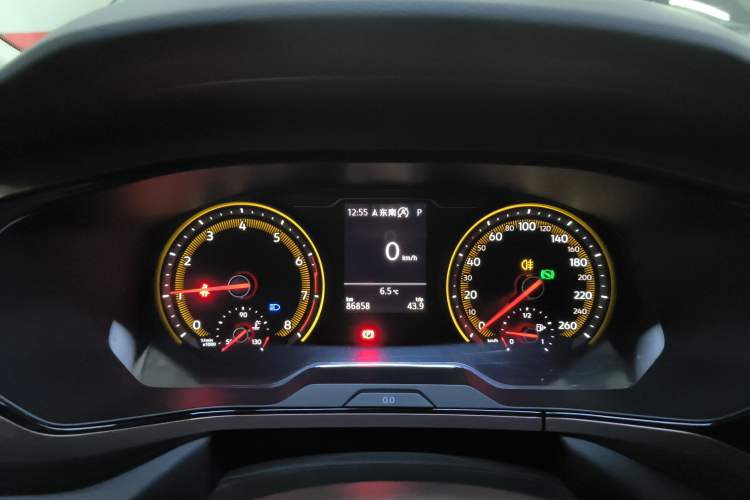 Used Volkswagen Tharu 2020 330TSI All-Wheel-Drive Luxury Edition China VI Standard