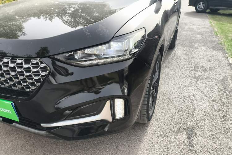 Used Wey VV6 2021 2.0T Two-Wheel Drive Smart Protection+