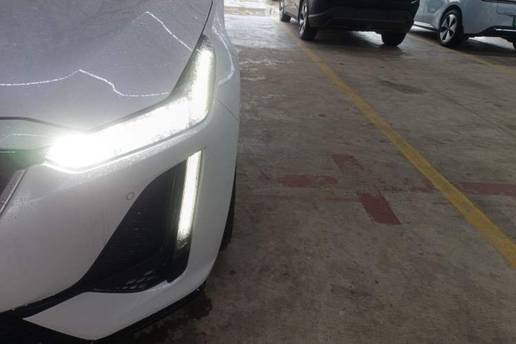 Used Cadillac CT5 2023 28T Prestige Model
