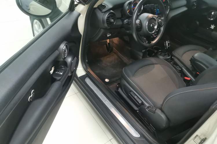 Used MINI MINI 2019 1.5T ONE
