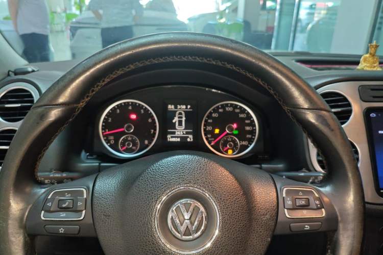 Used Volkswagen Tiguan 2012 2.0 TSI Automatic All-Wheel Drive Elite Edition
