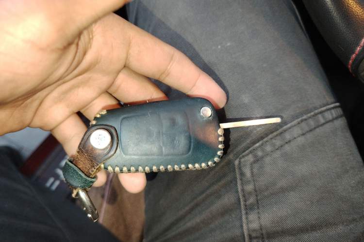 Used Chevrolet Cruze 2015 1.5L Classic SL MT Vehicle Key