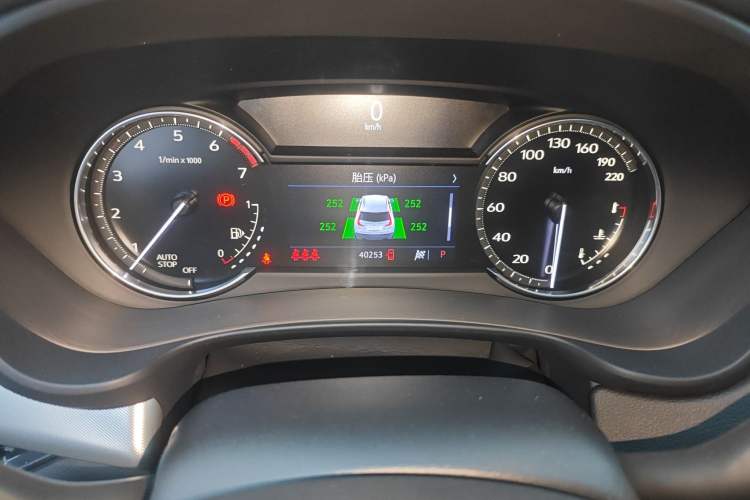 Used Cadillac XT4 2021 28T Two-Wheel Drive Leading Version
