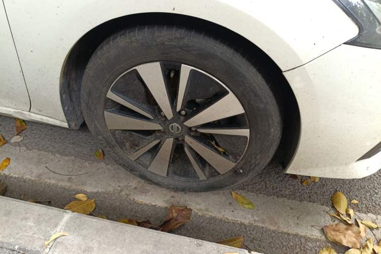 Used Nissan Teana 2021 2.0L XL Comfort Edition Right Front Wheel Hub