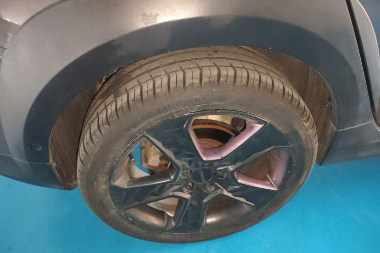 Used Lynk & Co 02 2019 High-Energy Edition 2.0T Automatic Two-Wheel Drive Shine Pro Edition China VI Standard Right Rear Wheel Hub