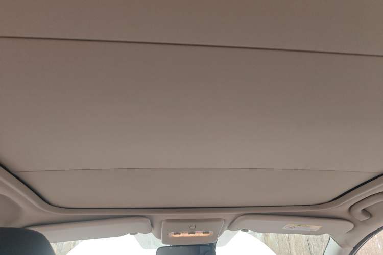 Used Nissan Qashqai 2021 2.0L CVT Luxury Edition Headliner