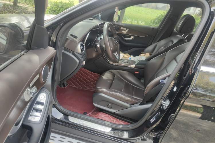 Used Mercedes-Benz GLC 2022 Second Facelift GLC 260 L 4MATIC Luxury Edition
