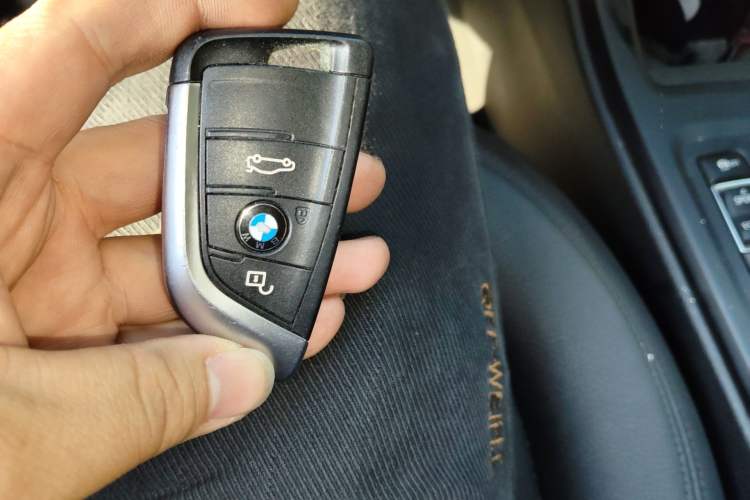 Used BMW X1 2016 sDrive18Li Premium Edition
