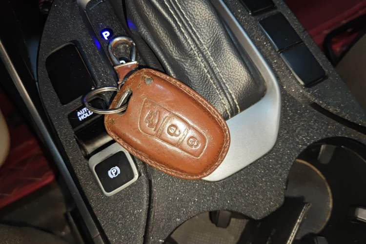 Used Hyundai Santa Fe 2017 2.0T Automatic Two-Wheel Drive Smart Version 7 Seats
