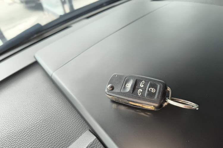 Used Volkswagen Multivan 2014 2.0 TSI Four-Wheel-Drive Executive Edition