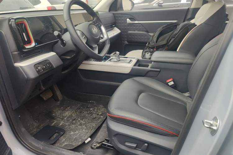 Used Hyundai ix35 2023 Musso 2.0L Flagship Edition TOP