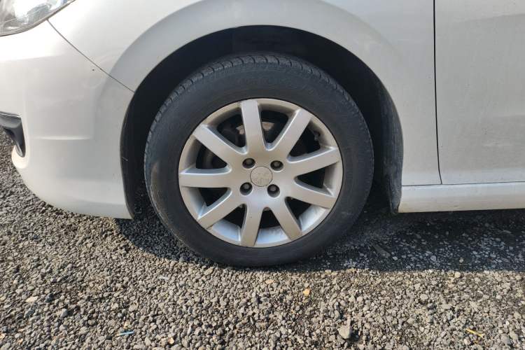 Used Peugeot 308 2014 Enjoy Edition Classic 1.6L Manual YouShang Model Exterior 7