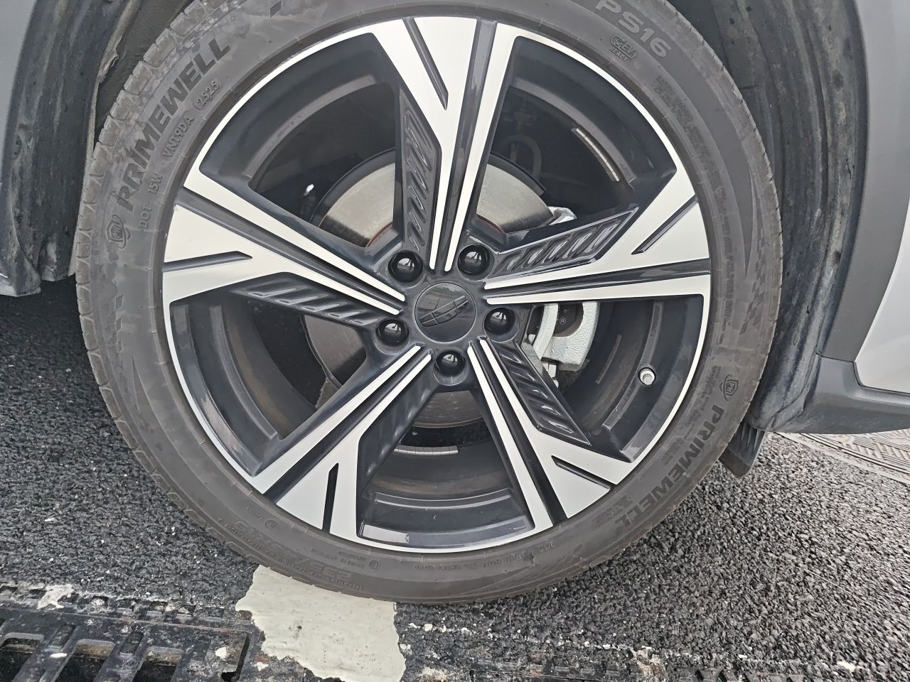 Geely Auto Emgrand X7 Sport Boyue 1.5T, 5 seats, gasoline, automatic transmission, with sunroof — снимка 8