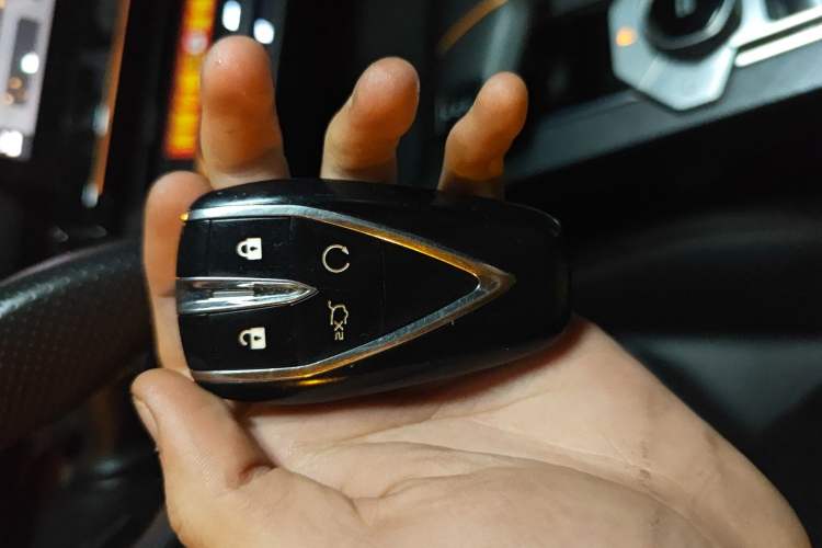 Used CHANGAN UNI-V 2022 1.5T Prestige Version