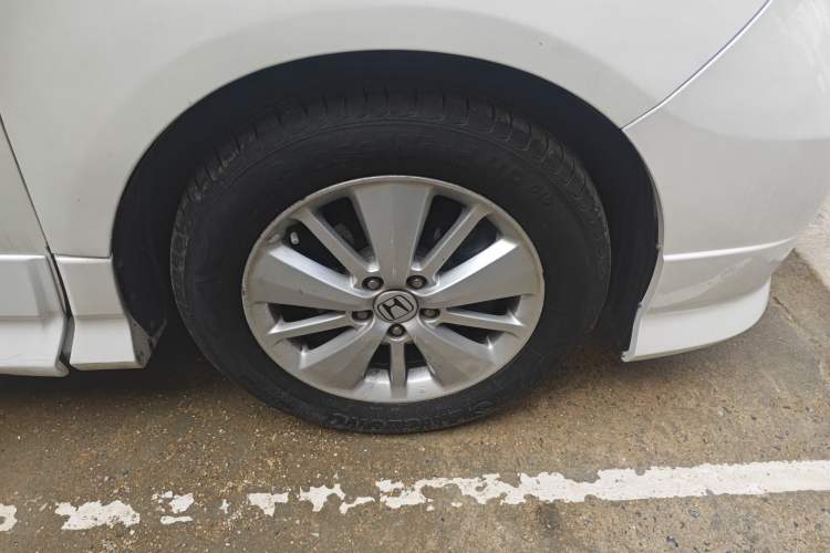 Used Honda Elysion 2012 2.4L VTi Luxury Edition
