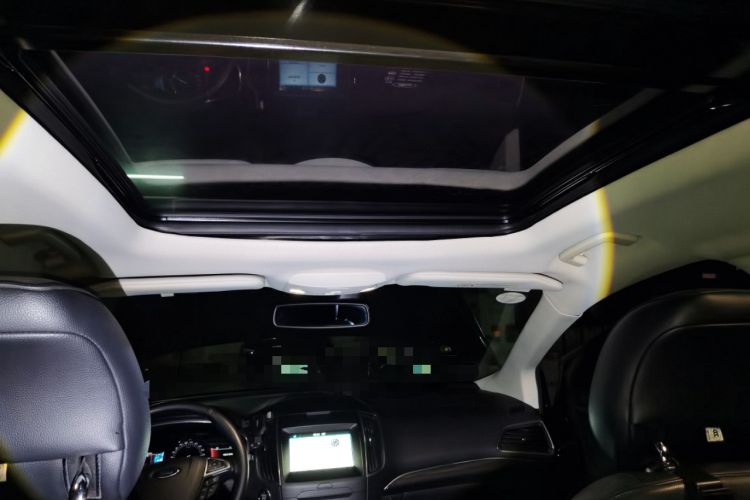 Used Ford Edge 2016 EcoBoost 245 Two-Wheel-Drive Titanium 7-Seater