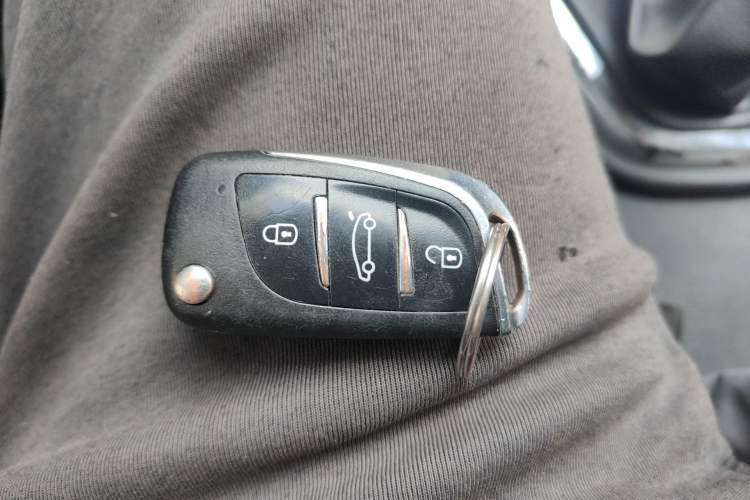 Used HYOSOW S2 2014 1.5L Manual Luxury Edition China IV
