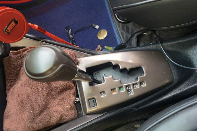 Used Toyota YARiS L Zhi Xuan 2015 1.5E Automatic Charm Edition
