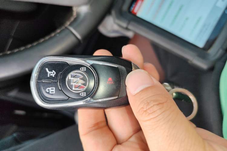 Used Buick Envision 2020 20T Two-Wheel Drive Luxury Model