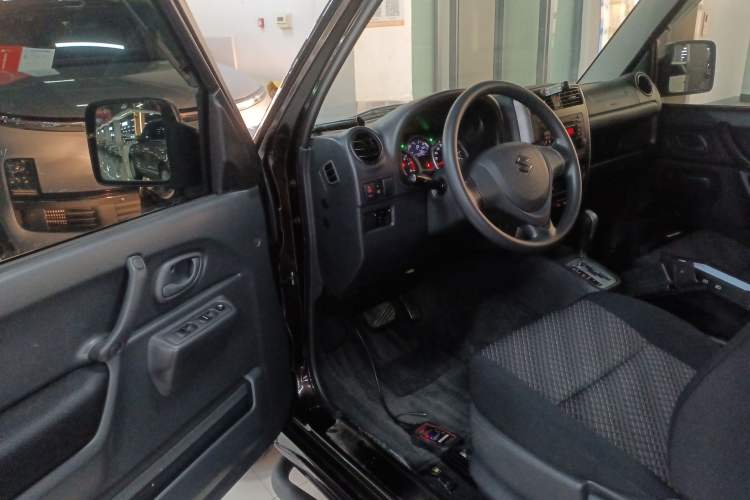 Used Suzuki Jimny 2015 1.3 AT JLX
