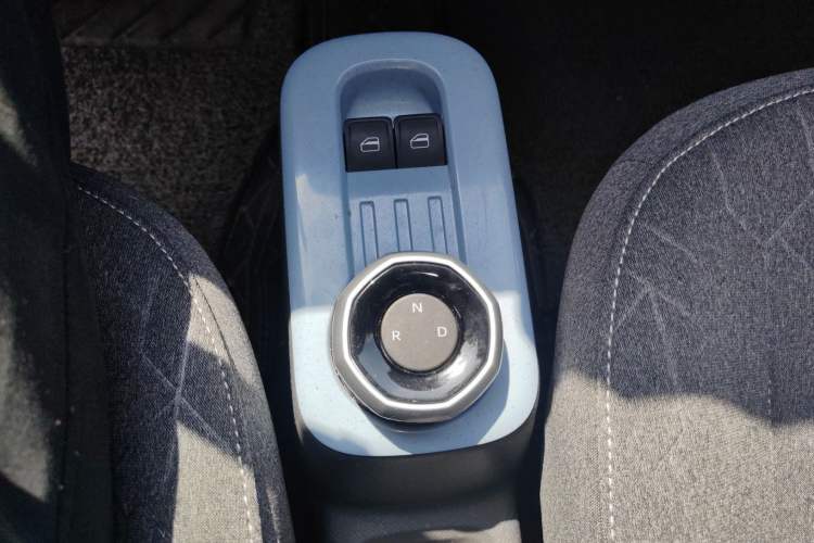 Used Geely Galaxy Panda 2024 Panda Mini 200km Endurance Bear
