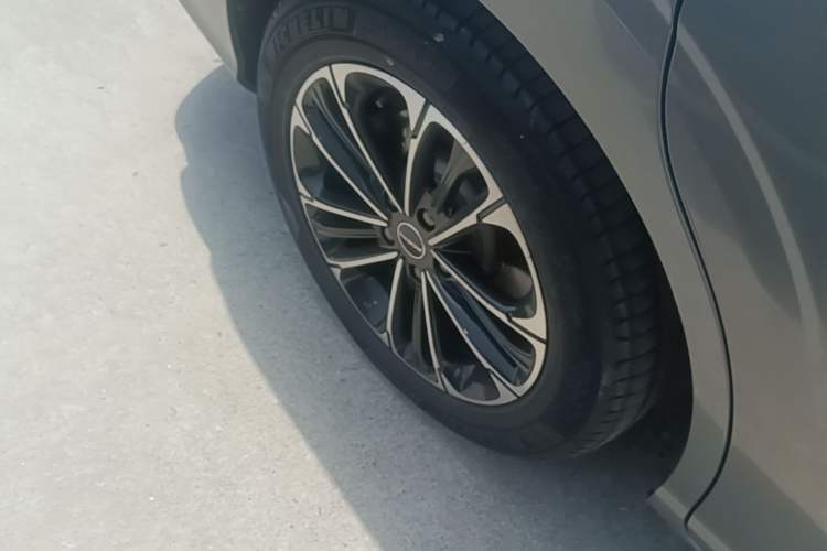 Used Roewe iMAX8 2022 400TGI Prestige Edition